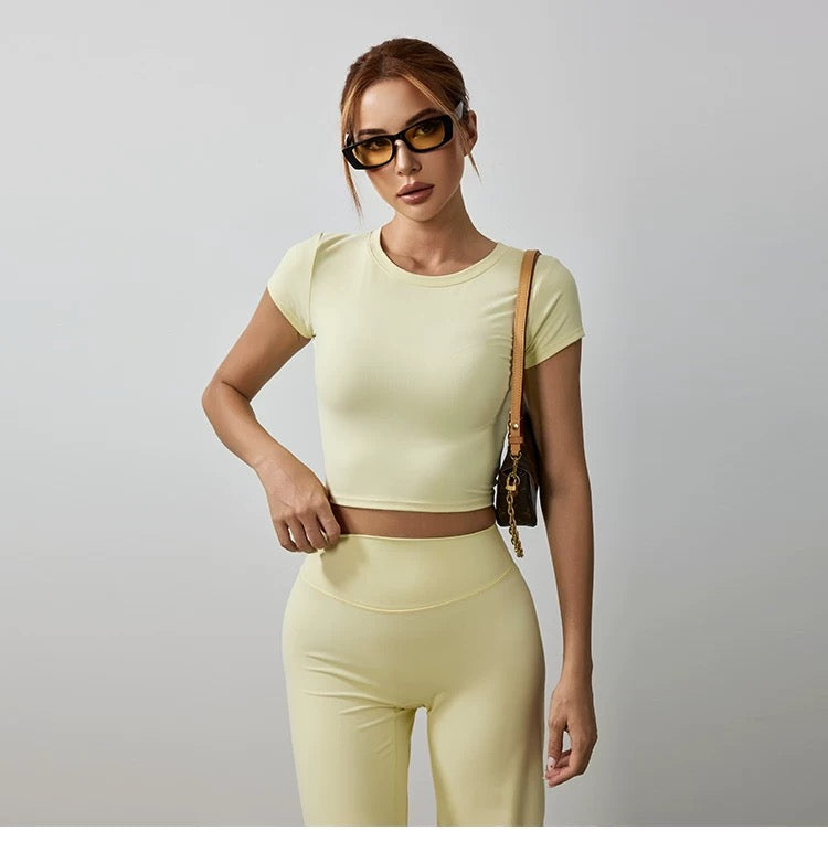 SculptFit Crop-T-Shirt